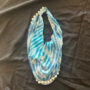 Mignonne Gavigan Scarf Necklace - NWOT (teal color with pearl details)
